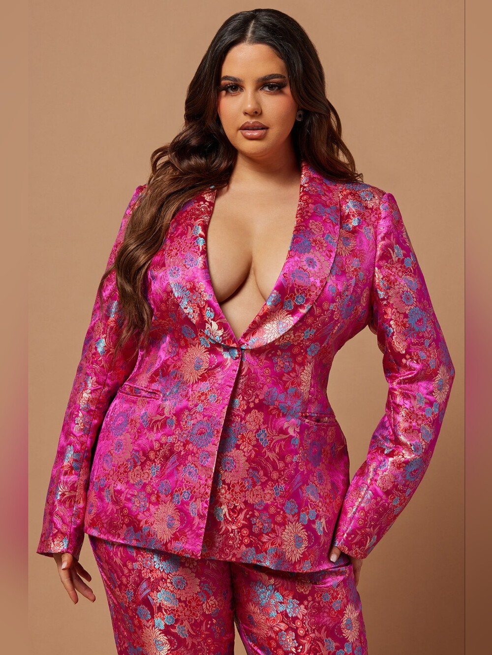 Nova LUXE Pink Floral Brocade Tailored suit Set - Picture 6 of 7